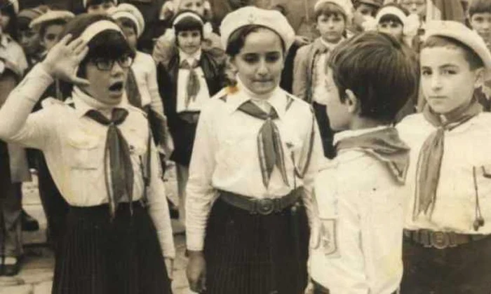   Învăţământul comunist în  mintea românilor jpeg