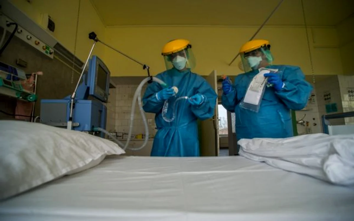 Cu toate că numărul de cazuri de infectare a crescut drastic de la sfârşitul lui august, premierul Viktor Orban încearcă să evite o repetare a restricţiilor impuse în primăvară,