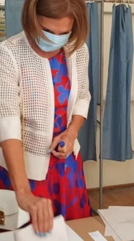 1 carmen iohannis rochie scumpa 2 jpg jpeg