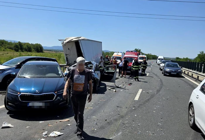 Accident pe autostradă FOTO: FB