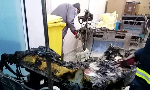 Paturile au ars cu tot cu pacienți  Unii au fost găsiți de pompieri carbonizați jpeg