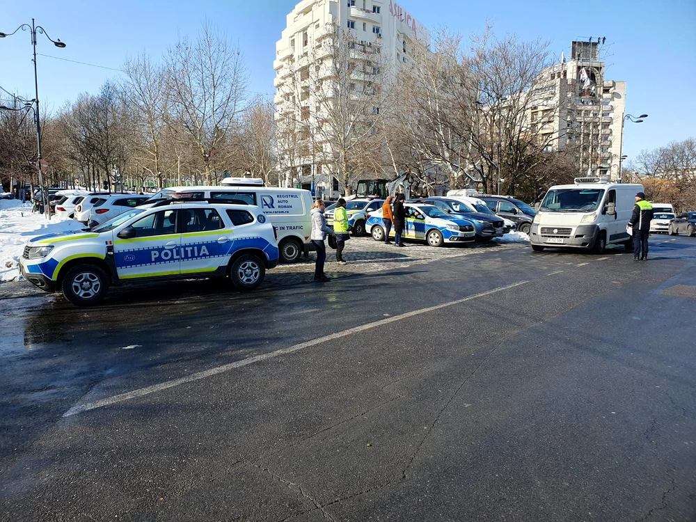 Razie a Brigazii de Poliție Rutieră și a RAR la Piața Unirii