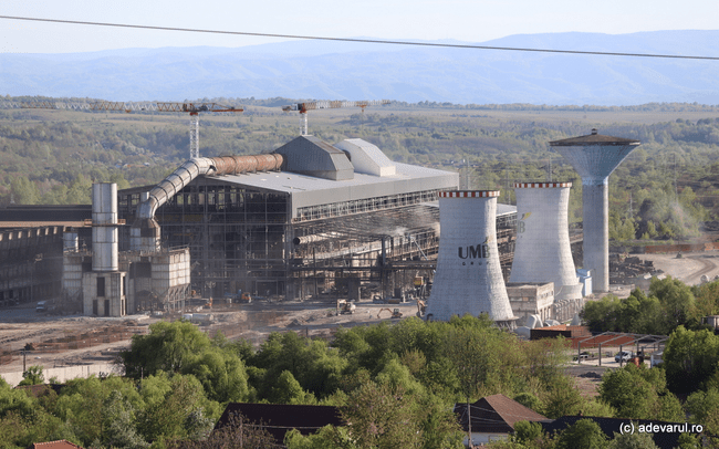 Fostul combinat din Oțelu Roșu, readus la viață. Uzina lui Umbrărescu schimbă fața orașului monoindustrial