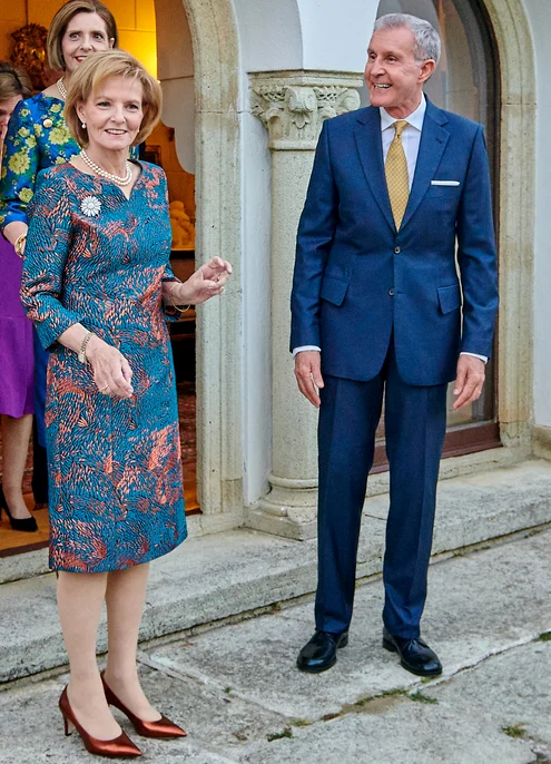 Majestatea Sa, Margareta, alături de Principele Radu