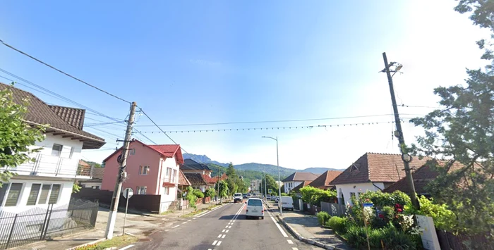 DN7 Valea Oltului în zona Călimănești Vâlcea unde se va construi un pasaj pietonal subteran Foto DMS