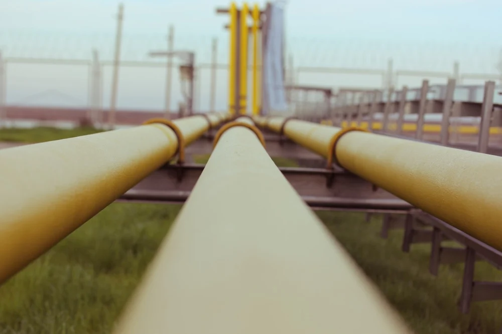 Furnizorii de energie critică intenția de reglementare a prețurilor gazelor naturale