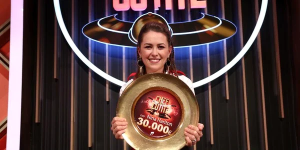 Nina Hariton 3 Cutitul de aur Foto Antena 1 jpg