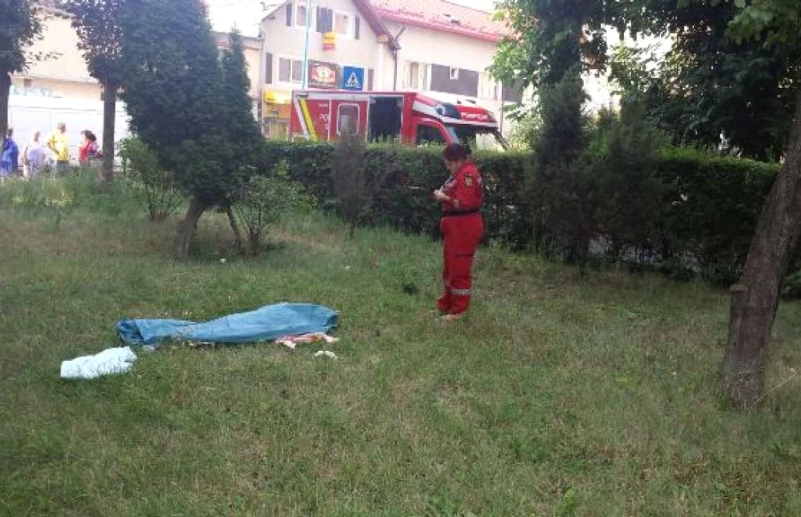 Echipajele SMURD au intervenit la faţa locului.
