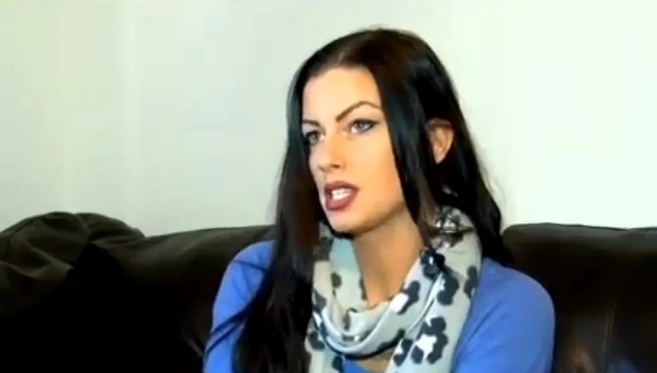 
    Kristin Holmes riscă să petreacă un an în închisoare și să plătească o amendă de până la 2.500 de dolari captură: YouTube  