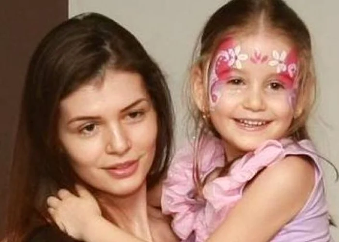 Monica Gabor vine în România doar pentru a-şi vedea fiica, pe IrinucaFoto: Click!