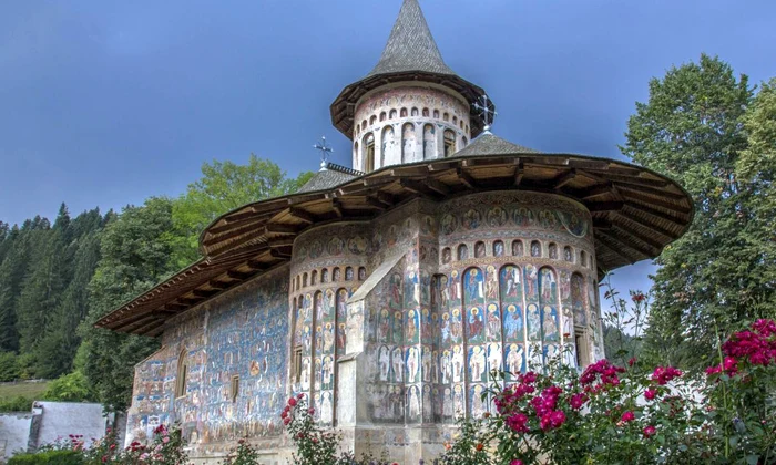 Zece lucruri mai puţin ştiute despre Capela Sixtină a Estului şi despre cum a apărut superba culoare Albastru de Voroneţ jpeg