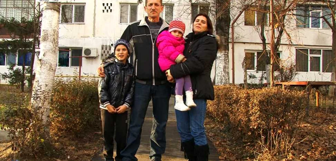 Geni din Piteşti
îşi schimbă familia cu Romica din Cerneţu, judeţul Teleorman, şi
îl înfruntă timp de o săptămână pe soţul acesteia, Alexandru
FOTO Prima TV