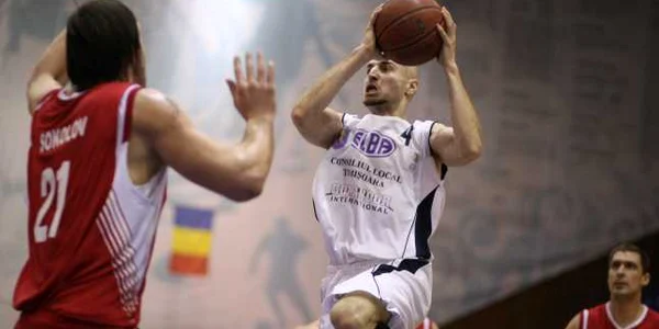 BCM Elba a pierdut în faţa celor de la Dinamo