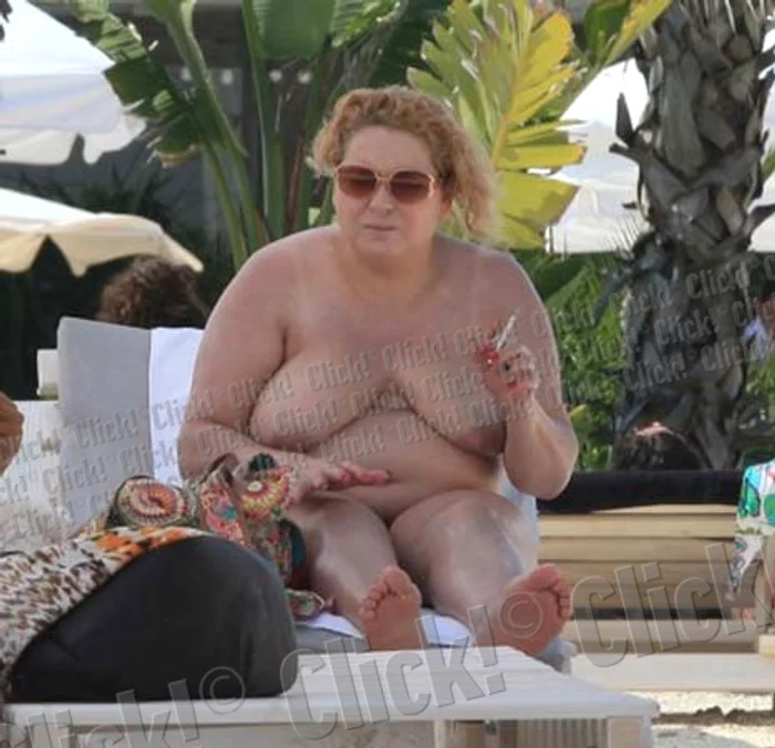 Viorica de la Clejani, topless la Mamaia