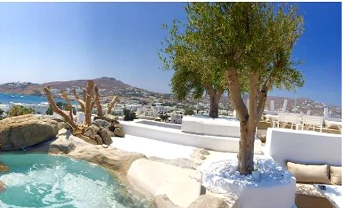 Vedeta și iubitul ei au ales Mykonos jpeg