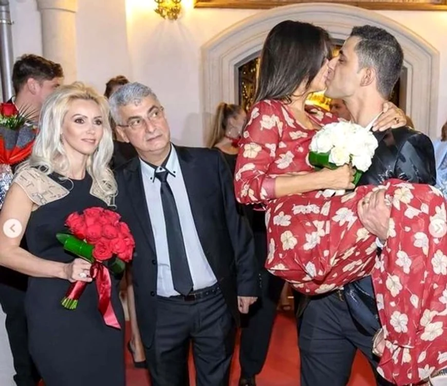 Oana Zăvoranu și Alex Ashraf i-au avut nași pe Mihaela și pe Silviu Prigoanăfoto: Instagram