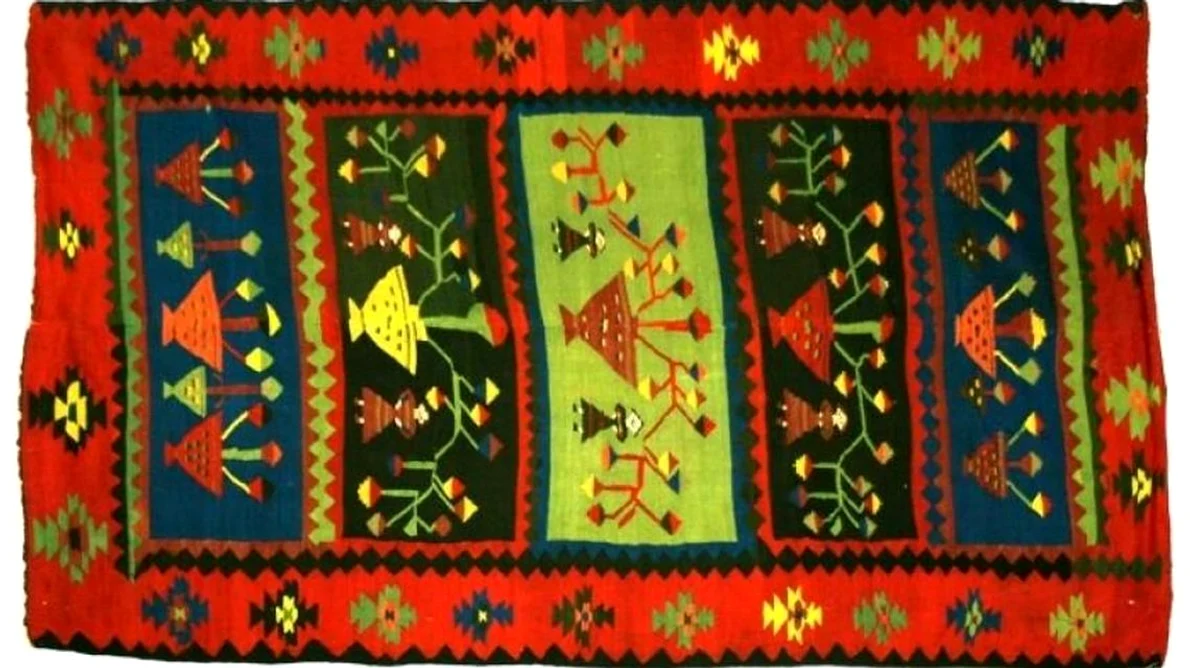 Tradiția românească a scoarțelor (covoarelor), recunoscută de UNESCO jpeg
