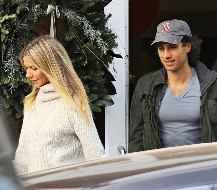 brad falchuk gwyneth paltrow hepta 2684495 jpg jpeg