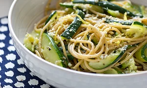 spaghete cu dovlecel si lamaie jpeg