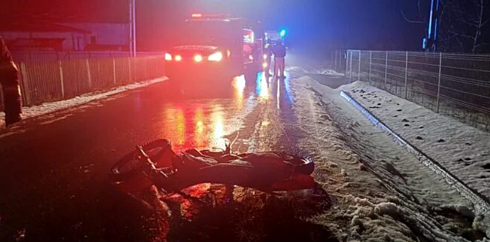 Doi adolescenți răniți după o coliziune între două motociclete. FOTO: Suceava News