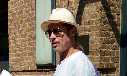 Brad Pitt Takes A Walk In New York jpeg