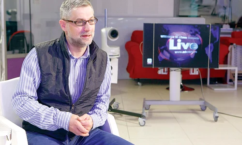 Radu Moraru, şeful “Naşu TV” jpeg