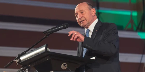traian basescu foto FB traian basescu jpg