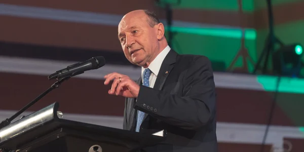 traian basescu foto FB traian basescu jpg
