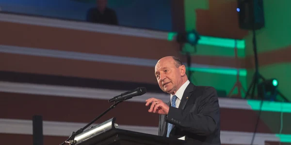 traian basescu foto FB traian basescu jpg