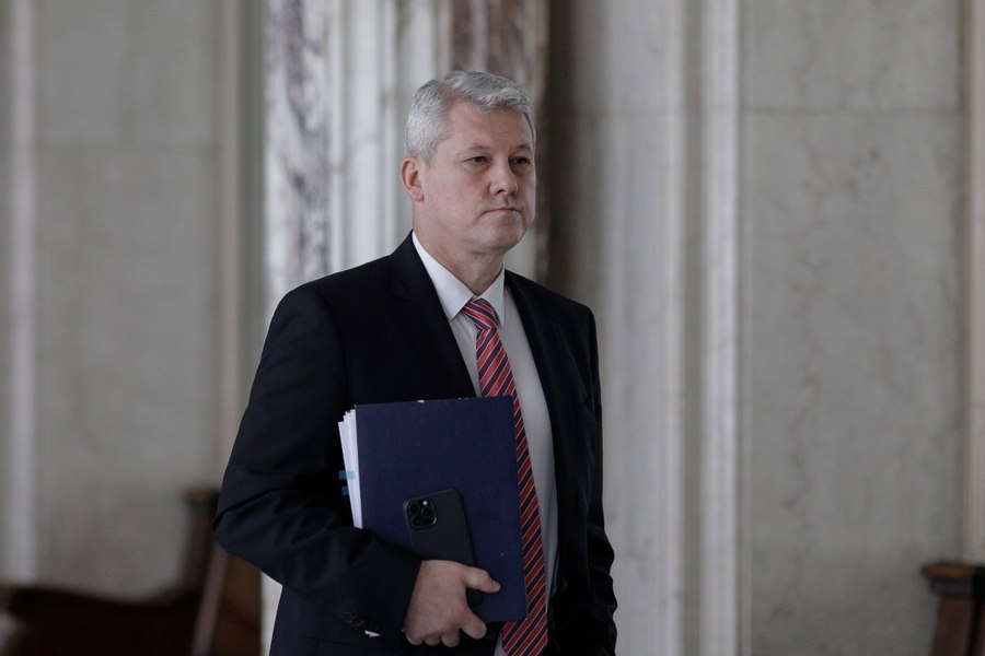 Secretizarea declarațiilor de avere ar putea fi corectată în Parlament. Predoiu: „Legislativul trebuie să intervină și să corecteze situația”