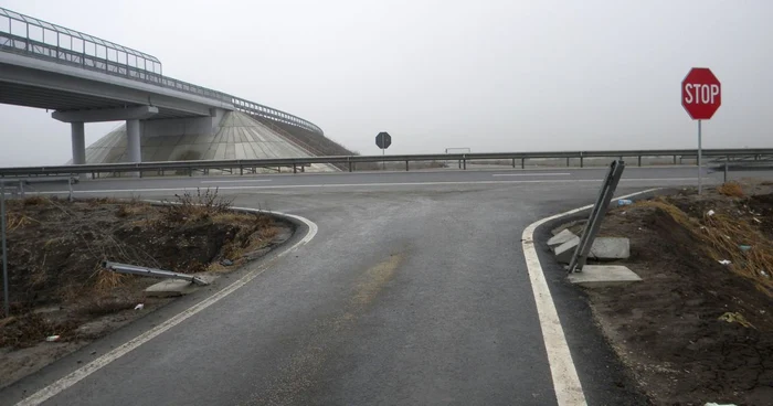 Intrările de urgenţă pe A 3 au fost transformate în căi de acces pe autostradă. FOTO Dana Mihai