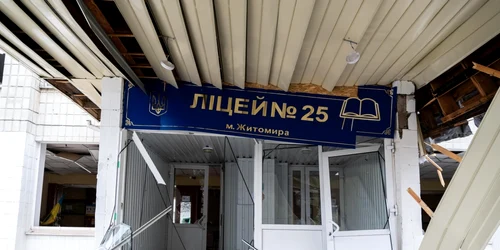 Oraşul JItomir distrus de bombardamente. Foto Unian.info