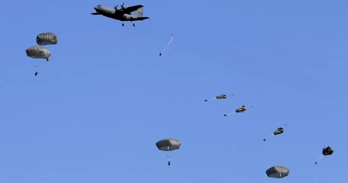 Exercitiu NATO desfasurat la Smârdan, România/ Foto: EPA