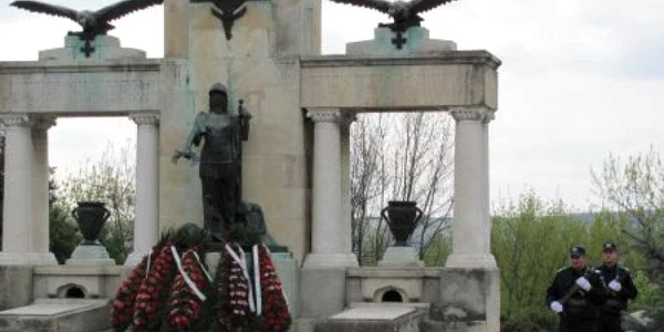 Evenimentul va fi marcat la Monumentul Eroilor din Tr. Severin