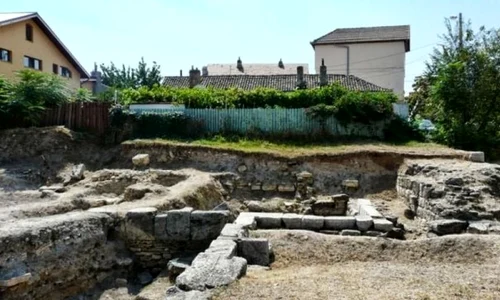 Cetatea Callatis, distrusă prin renovare jpeg