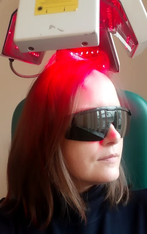 Prezentatoarea tv a început un tratament cu laser pentru păr