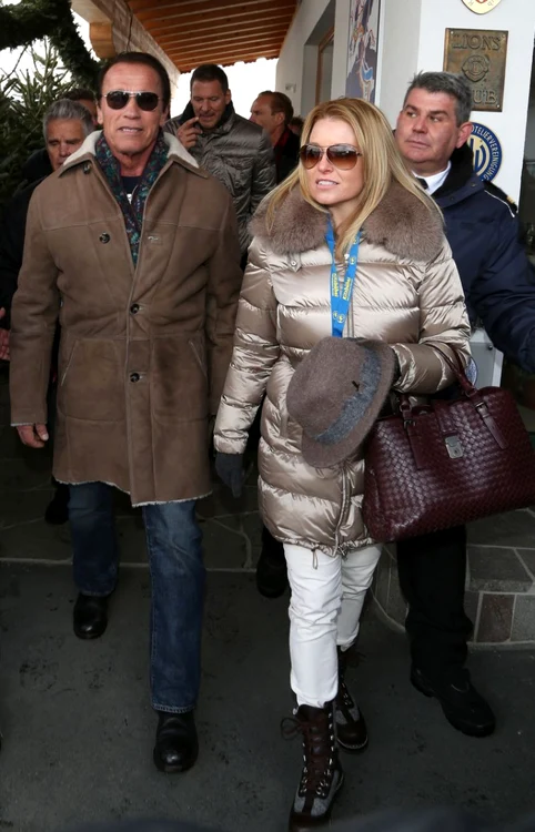 
    Arnold şi-a dus iubita în ţara natală (foto: TNYF/WENN/SPLASHNEWS)  