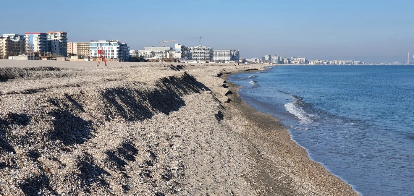 plajele din mamaia eroziune foto Kiteclub Romania