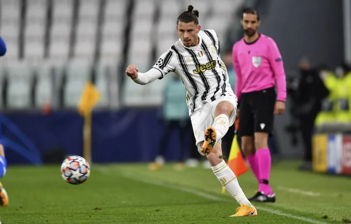 
    Radu Drăgușin a debutat la JuventusFOTO: Profimedia  