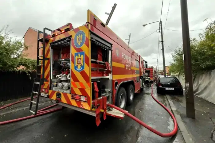 Incendiu puternic în Sectorul 3 al Capitalei. 