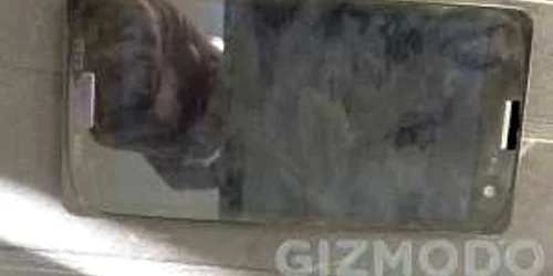 Samsung Galaxy S III (foto: gizmodo)