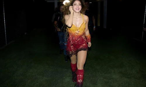 shakira coachella jpg