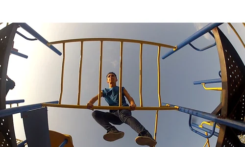 Realizator de film documentar, la 16 ani jpeg