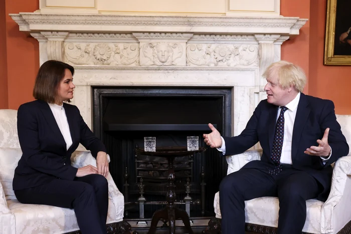 Svetlana Tihanovskaia discutând cu Boris Johnson FOTO Twitter @BorisJohnson