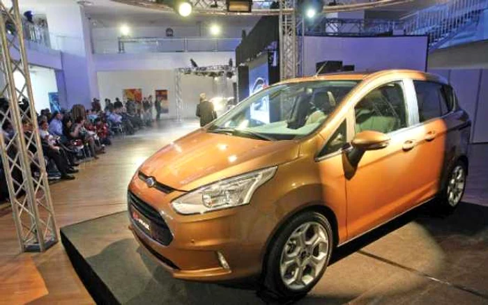 Ford a primit o nouă comandă pentru autovehiculul B-Max