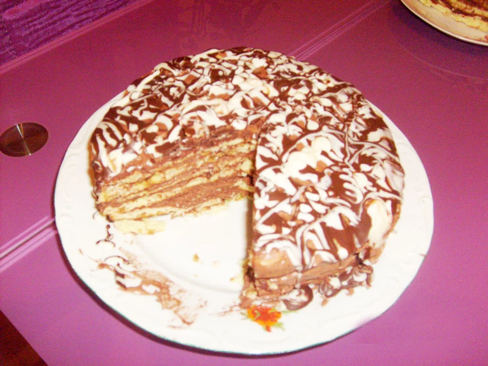 
    Doboş-tort  