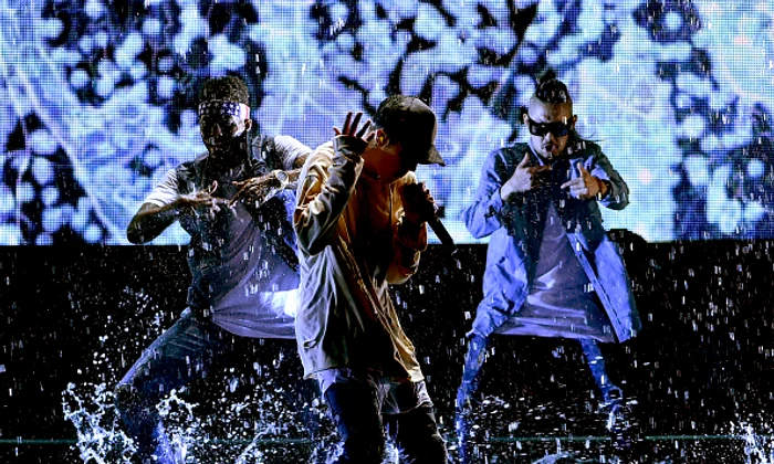 2015 American Music Awards Show jpeg