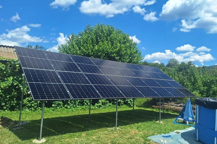 panouri fotovoltaice afara trevora jpg