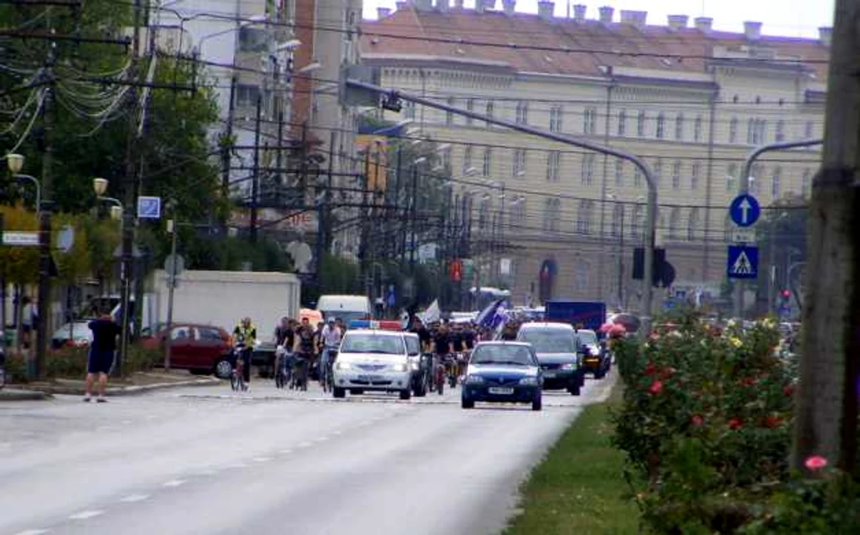 Giarmata Vii - SS Politehnica 1-3. Deplasare pe biciclete