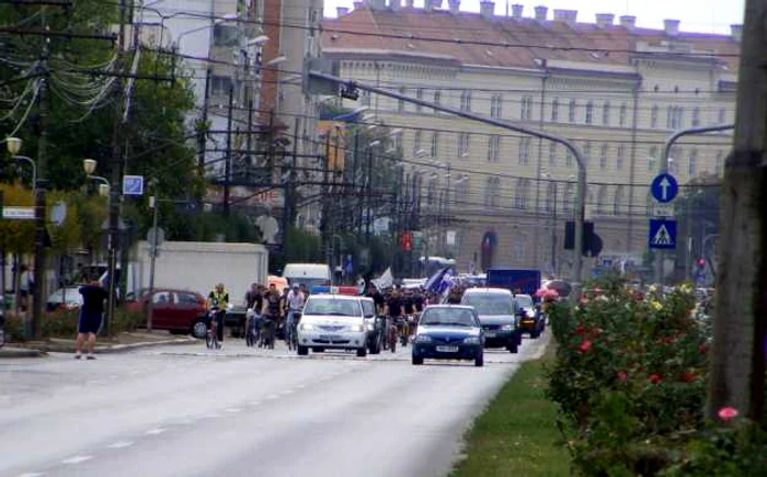 Giarmata Vii - SS Politehnica 1-3. Deplasare pe biciclete